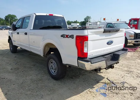 2019 Ford F-250 Xl z USA, uszkodzony, nr VIN 1FT7W2BT7KEC91943